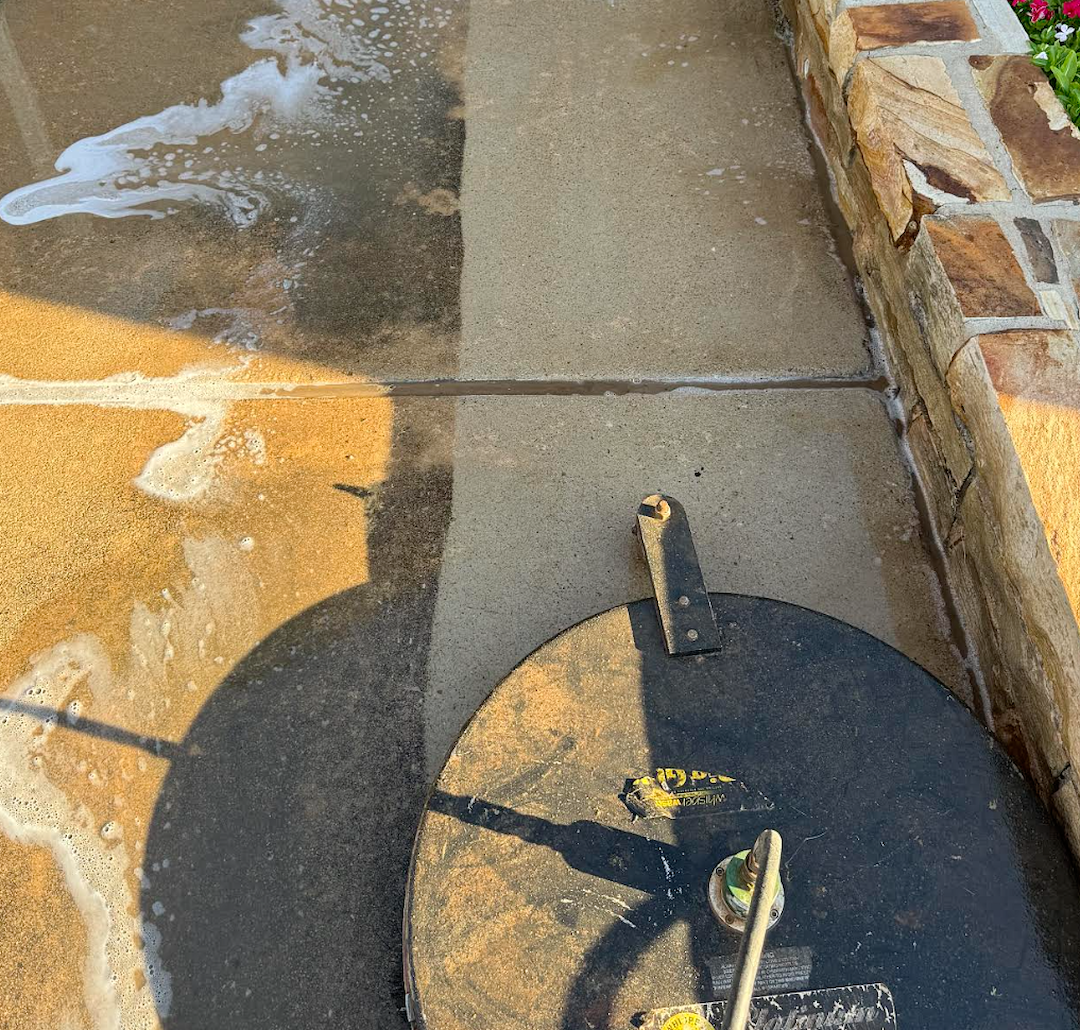 20+ Year Old Concrete Pressure Washing Cleaning - Driveway in Oklahoma City, Oklahoma